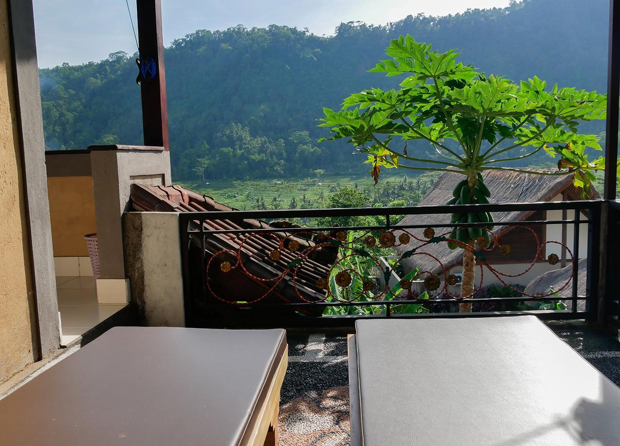 Embang Homestay Сидемен Экстерьер фото