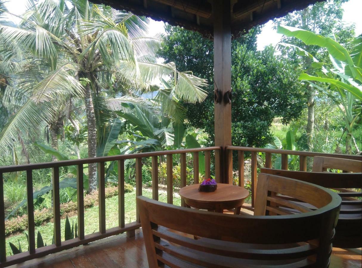 Embang Homestay Сидемен Экстерьер фото
