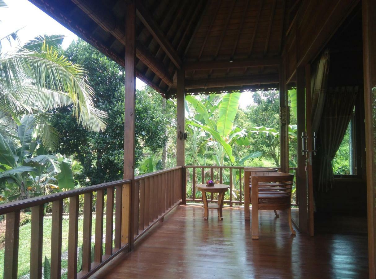 Embang Homestay Сидемен Экстерьер фото